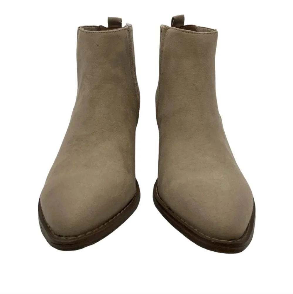 Universal Thread Briar Ankle Booties Light Taupe - Picture 5 of 9